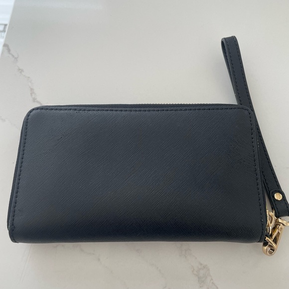 Michael Kors Saffiano Leather Continental Wallet - Picture 3 of 5